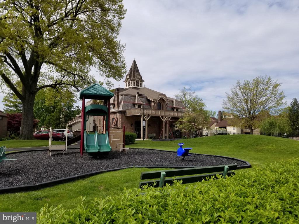 5029 S CONVENT LANE Unit: B