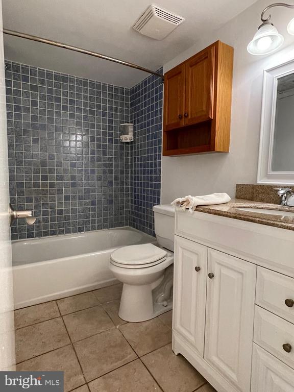 3750 CLARENDON AVENUE Unit: 45