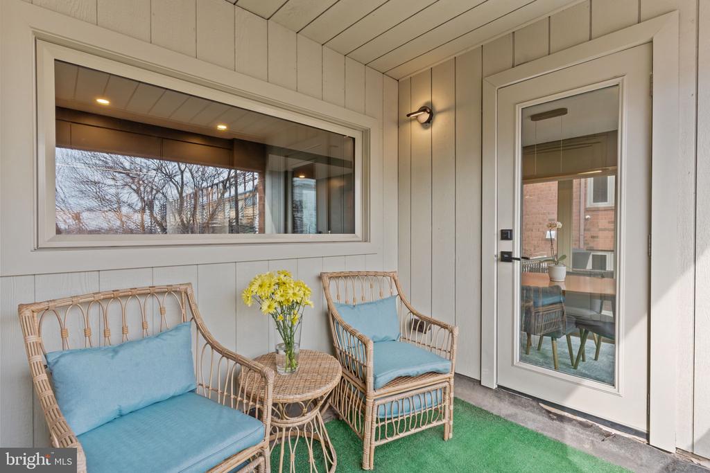 1 CHRISTIAN STREET Unit: 24L