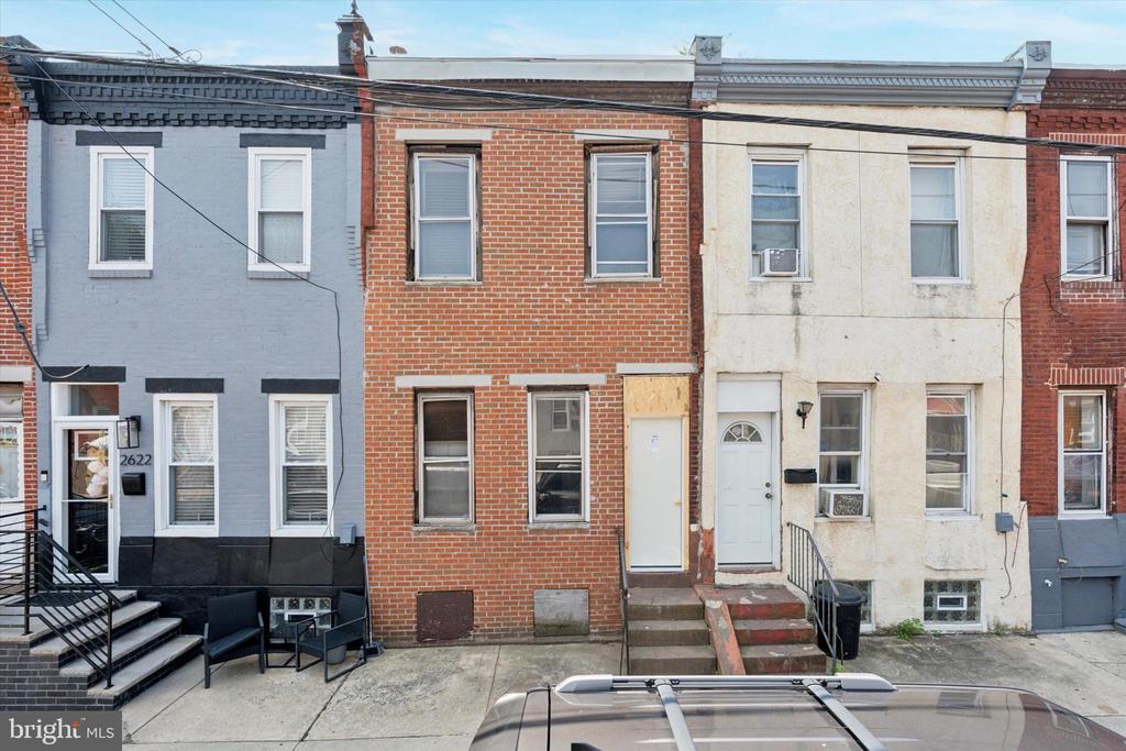 2624 OAKFORD STREET