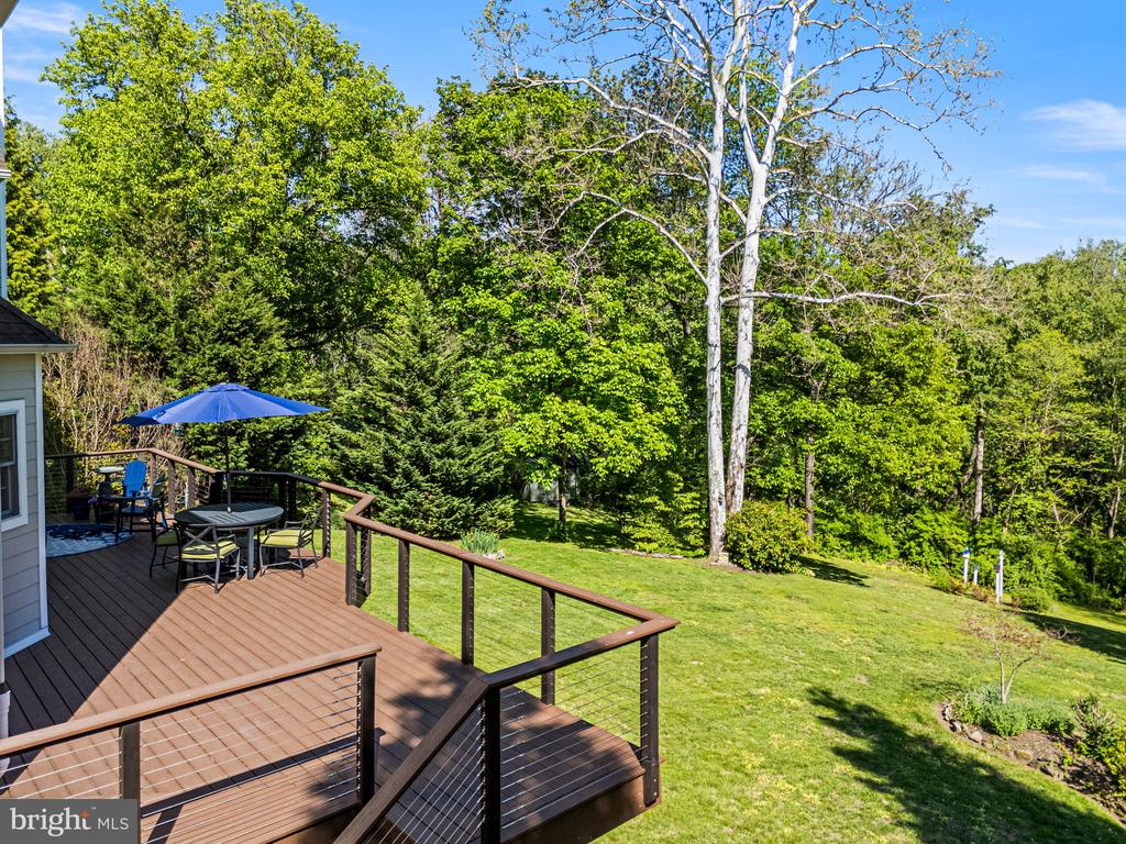 734 CORNELIA PLACE