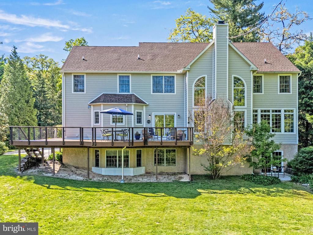 734 CORNELIA PLACE
