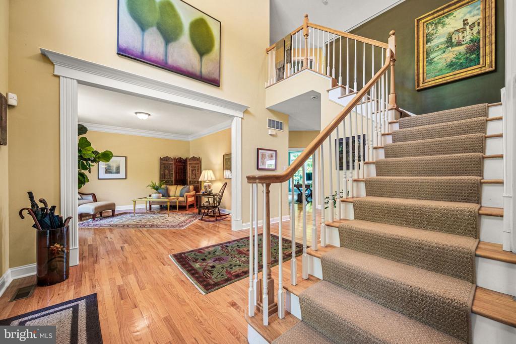734 CORNELIA PLACE