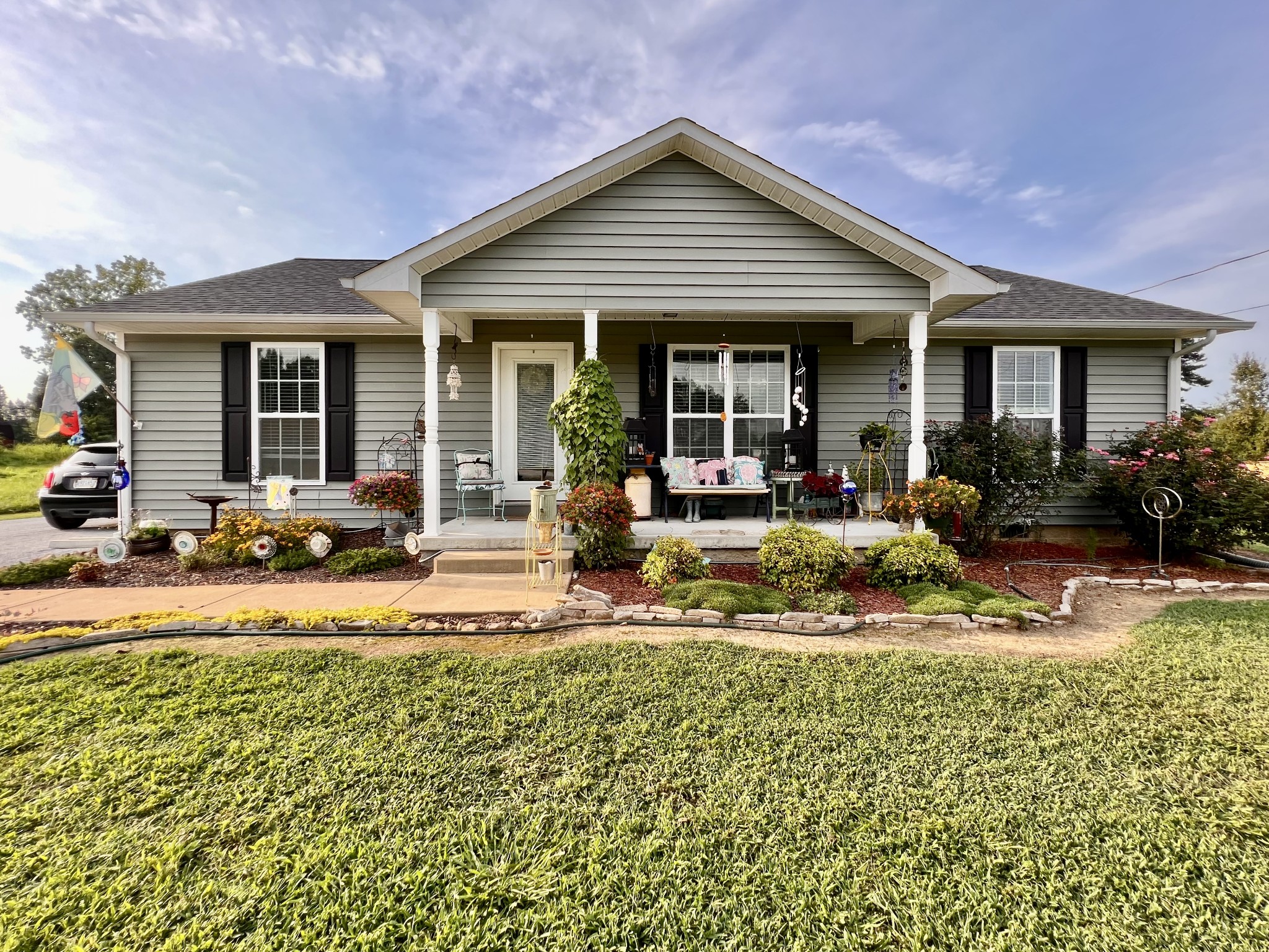 66 Delaney Ct