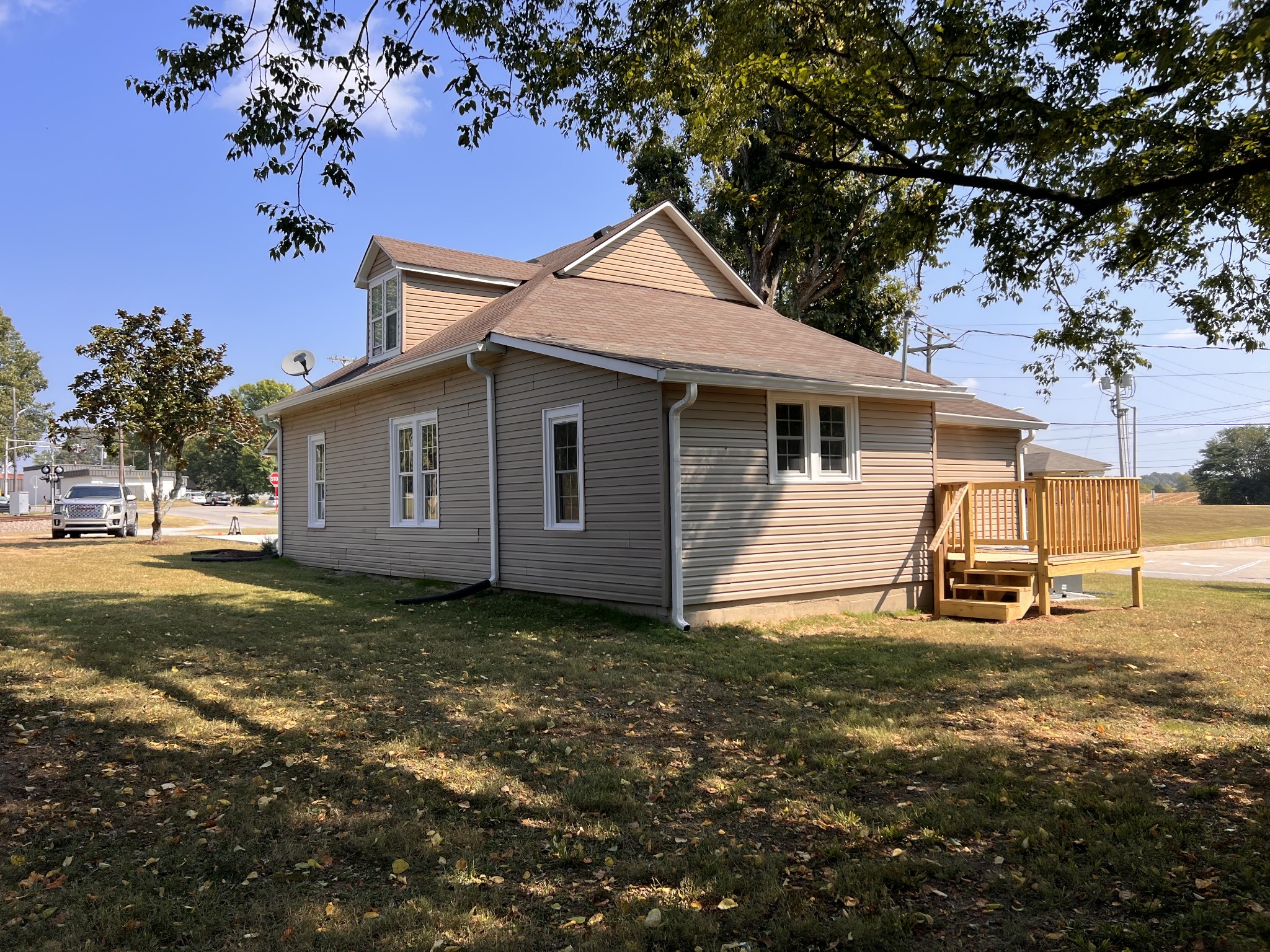 200 Church St