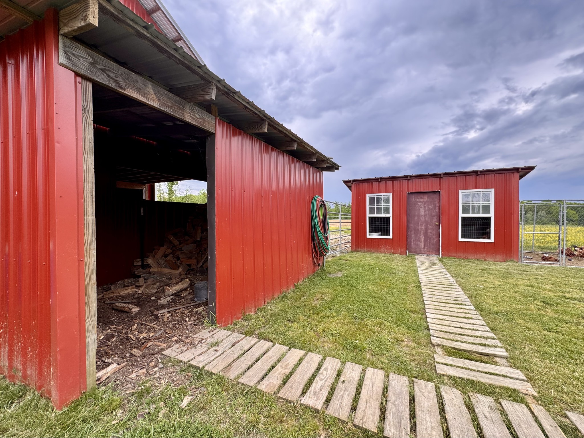 1818 Linville Rd