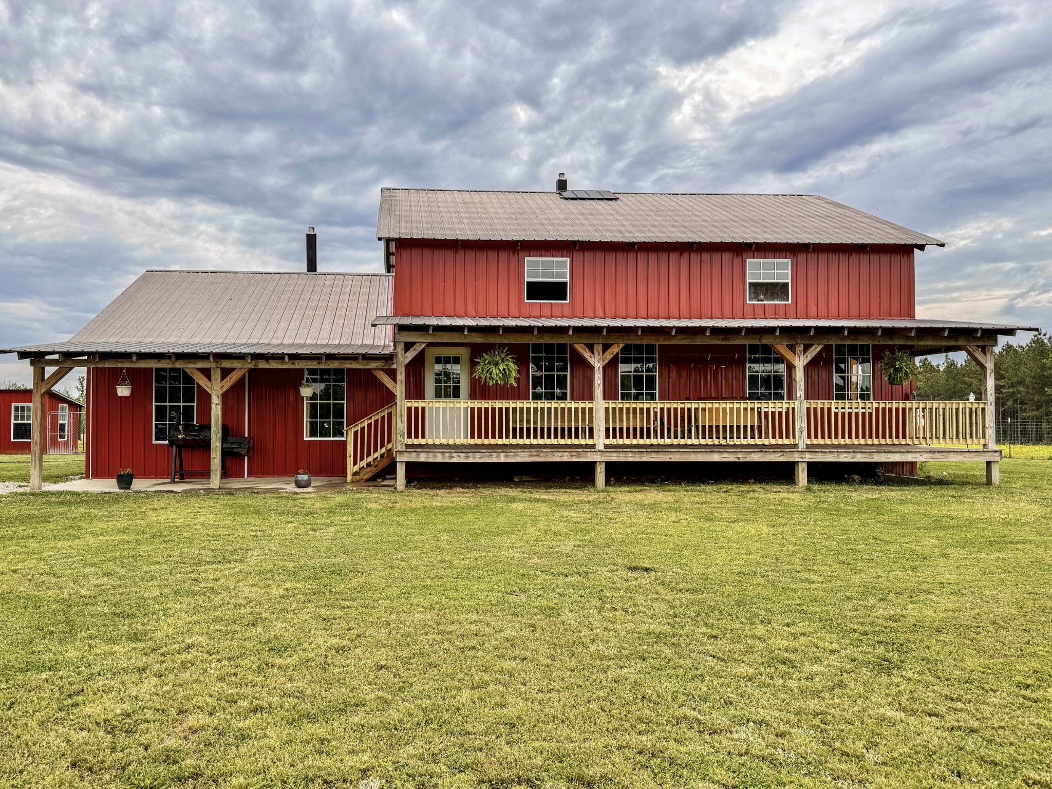 1818 Linville Rd