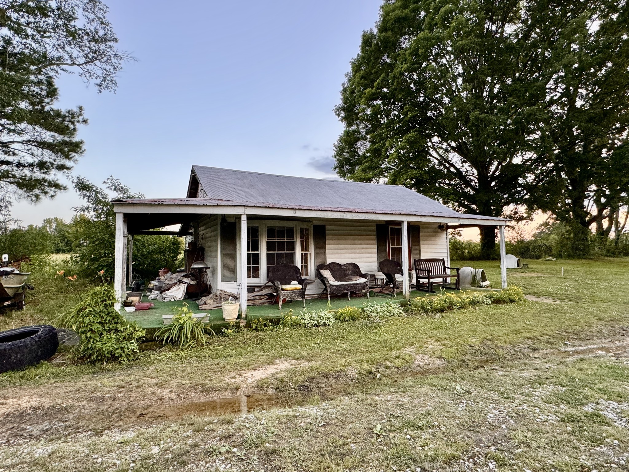 108 Campbellsville Pike