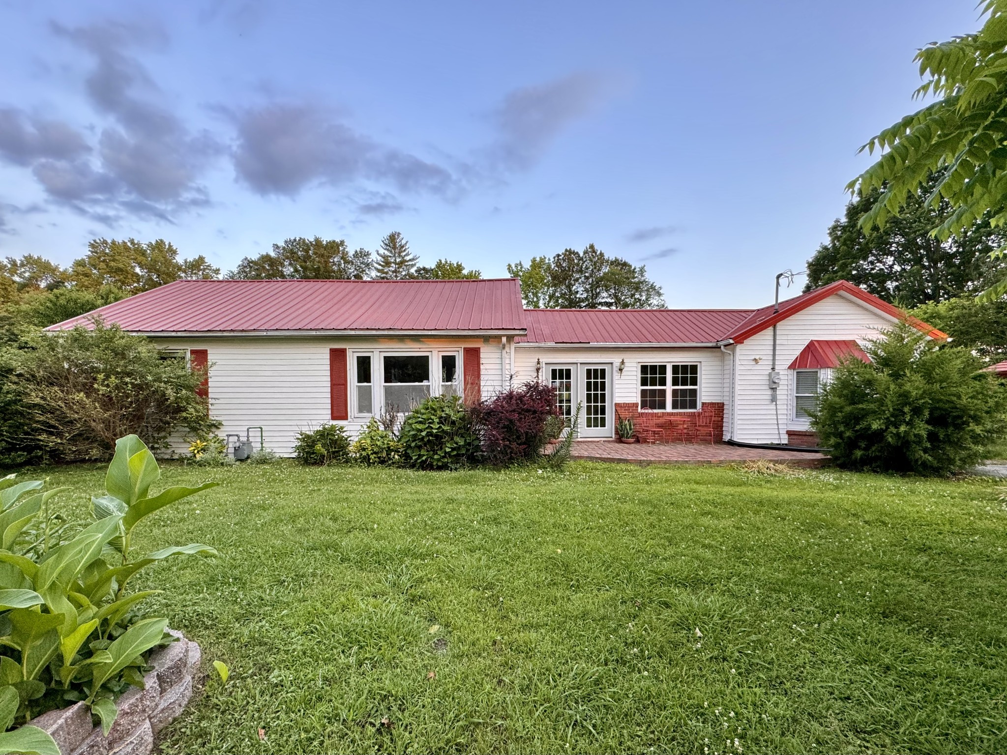 108 Campbellsville Pike