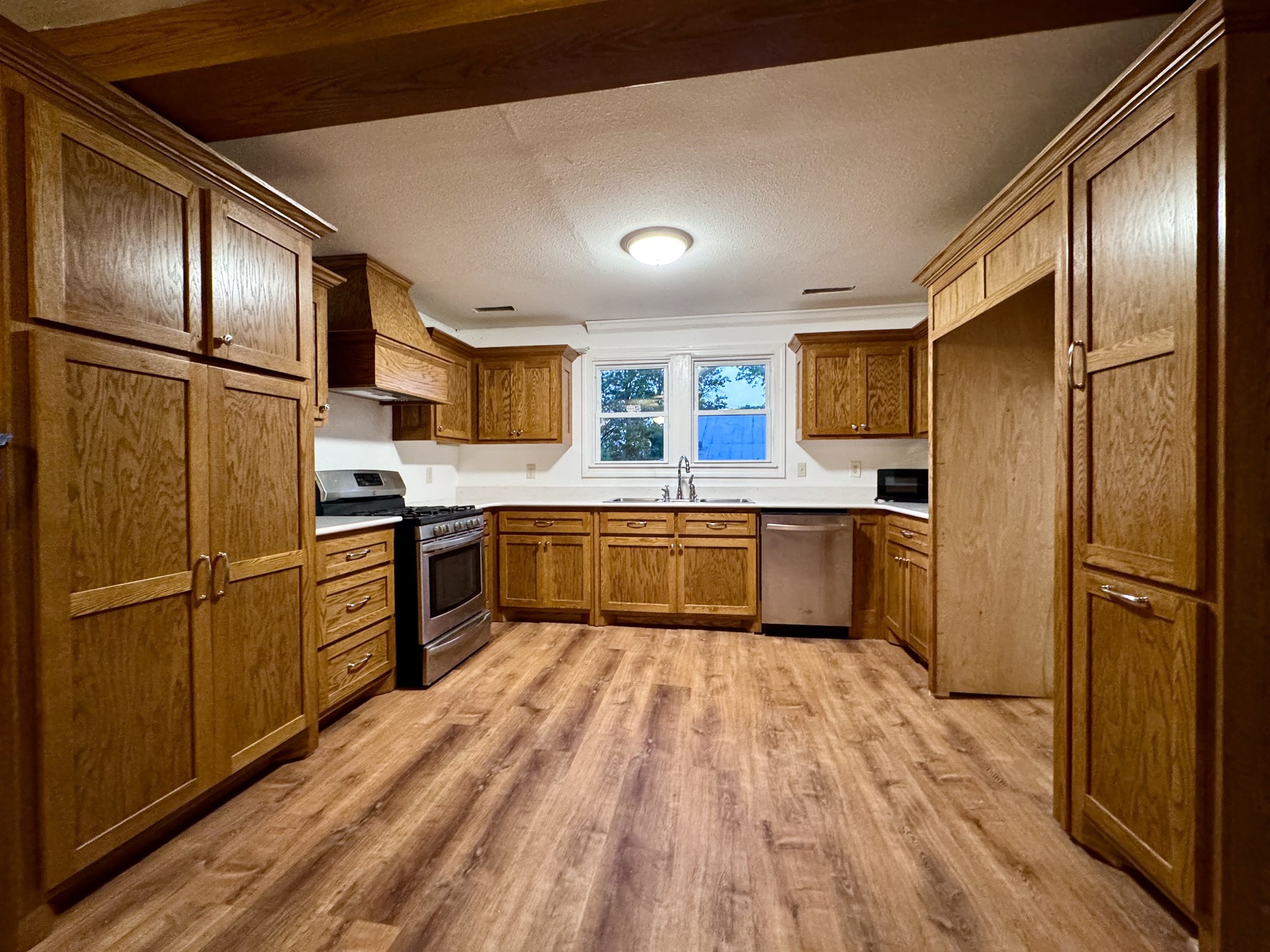 108 Campbellsville Pike