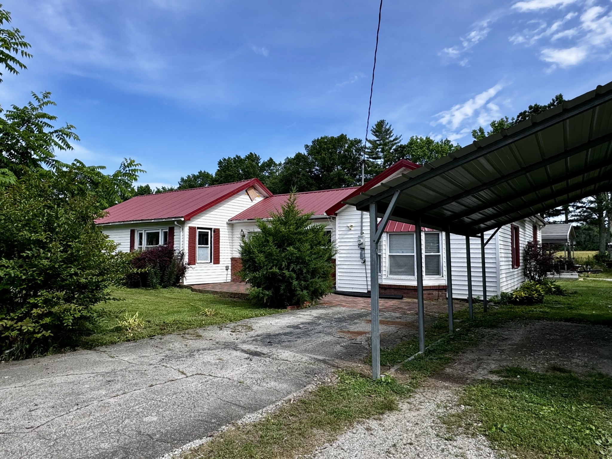 108 Campbellsville Pike