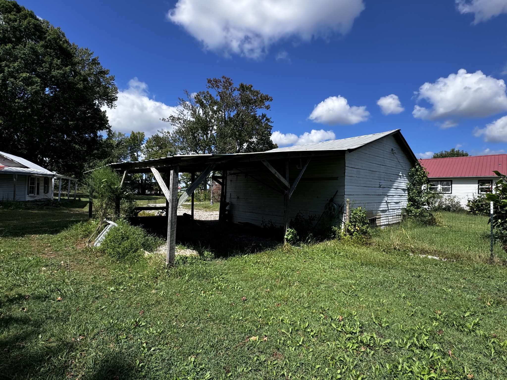 108 Campbellsville Pike