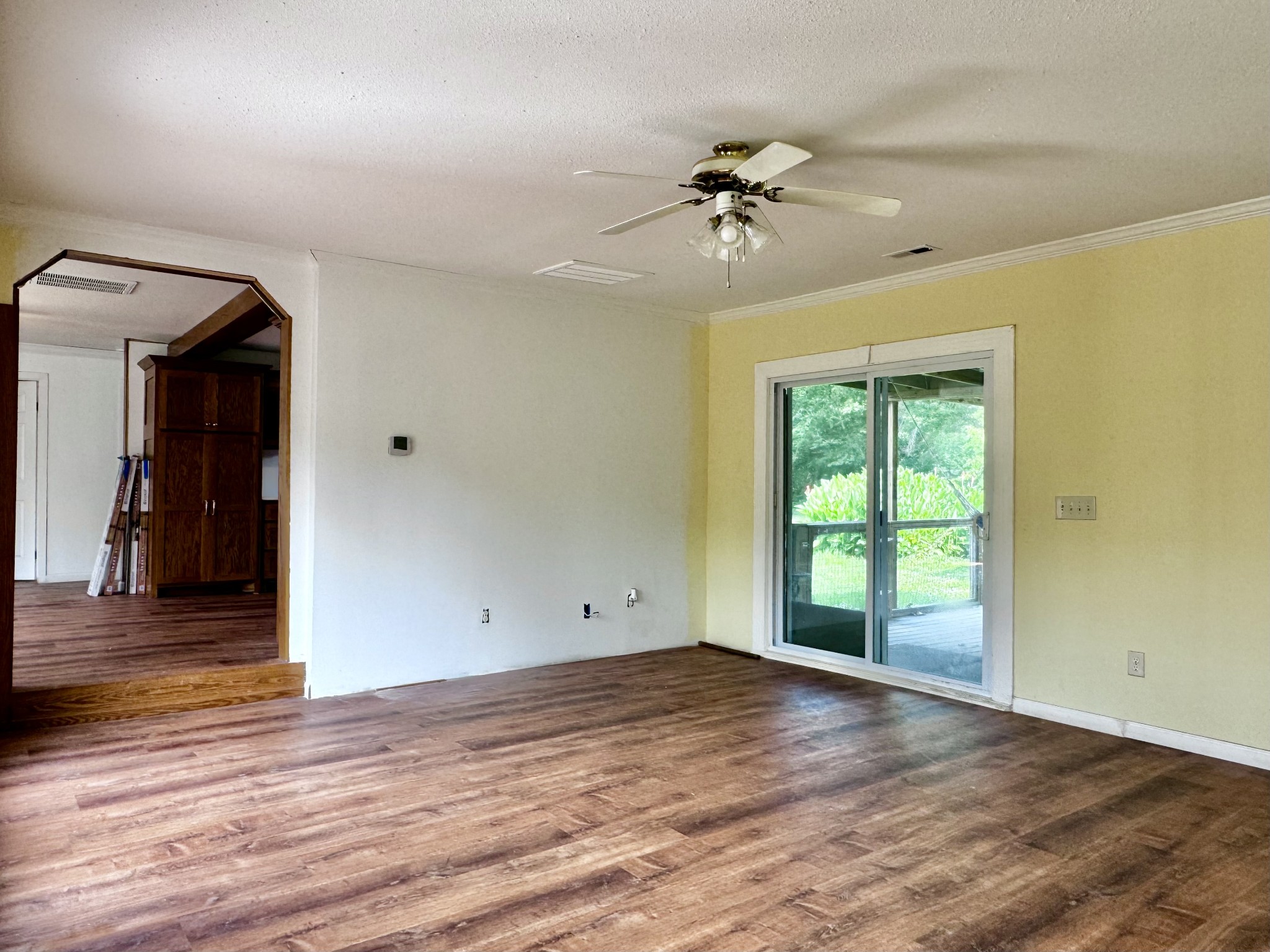 108 Campbellsville Pike