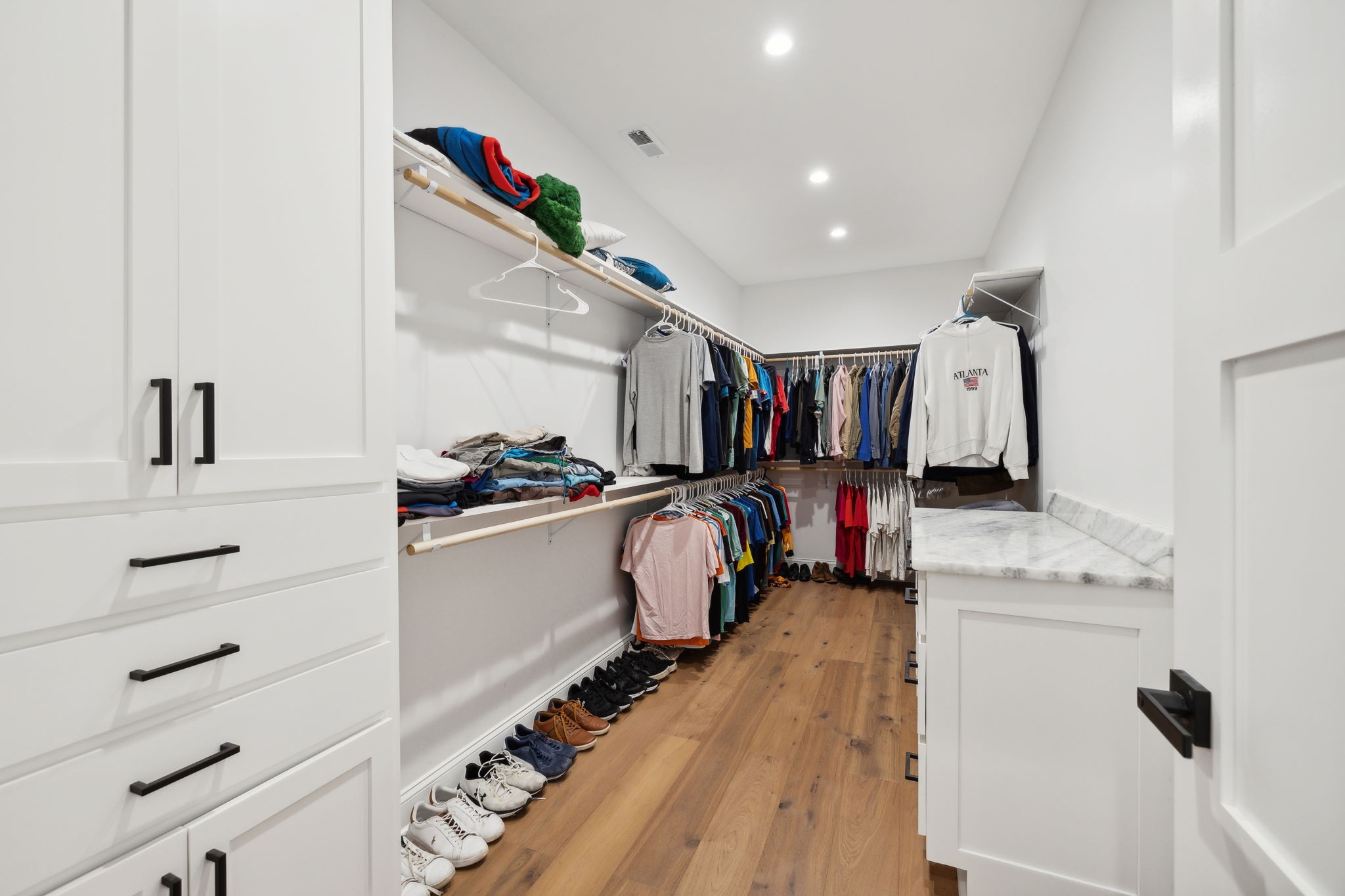 1048 Alex Dr