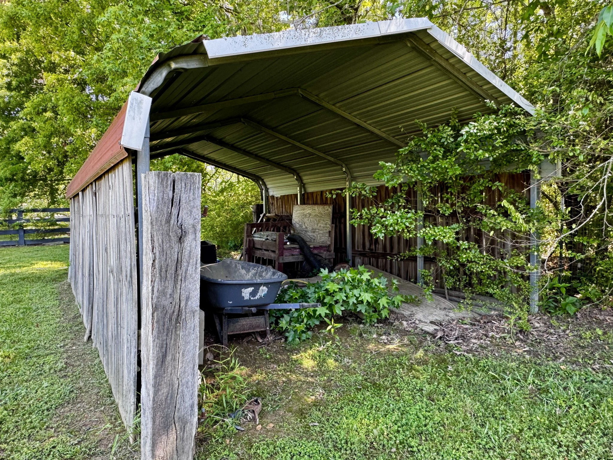 6 Warner Rd