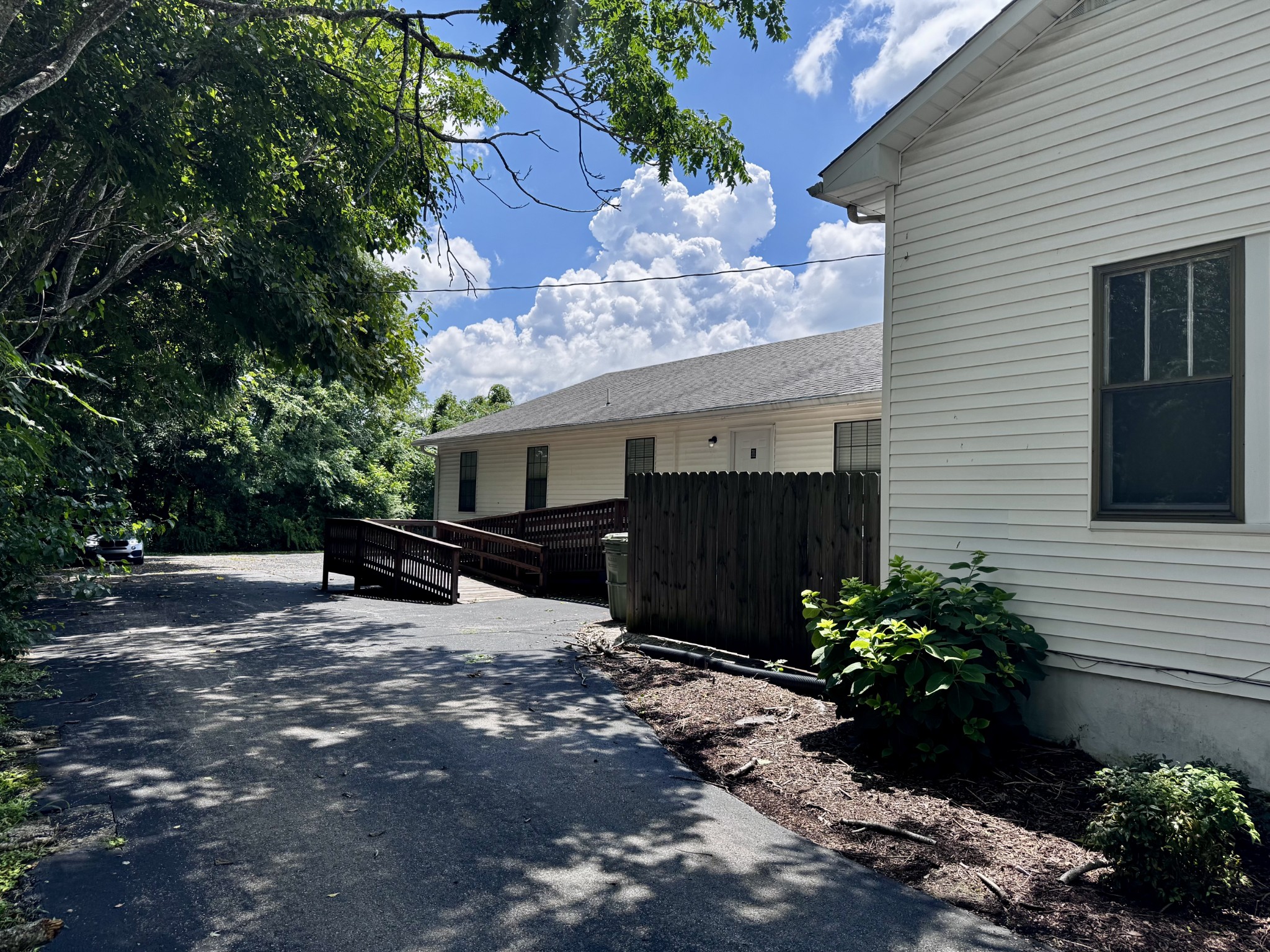 500 E Gaines St