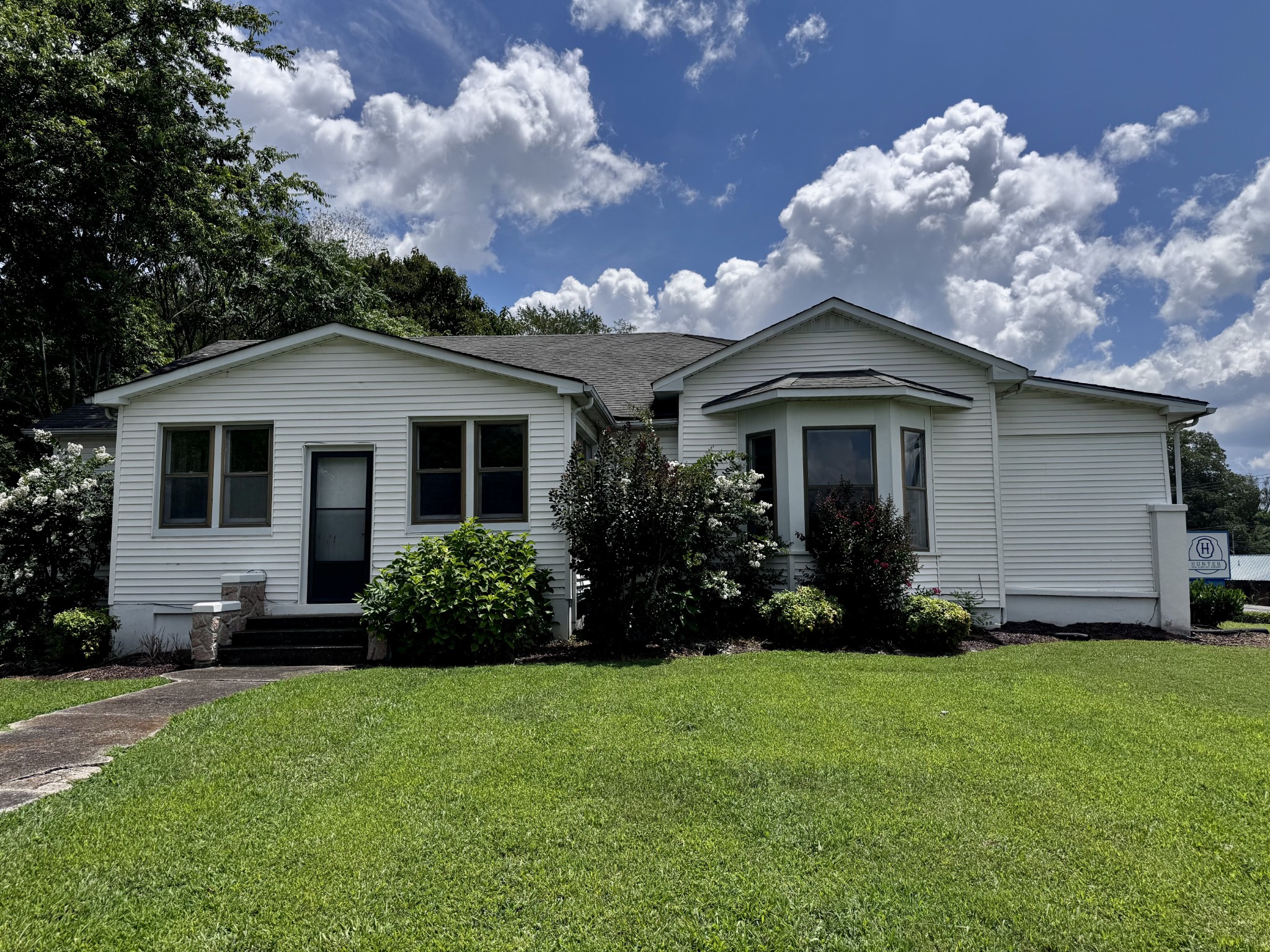 500 E Gaines St