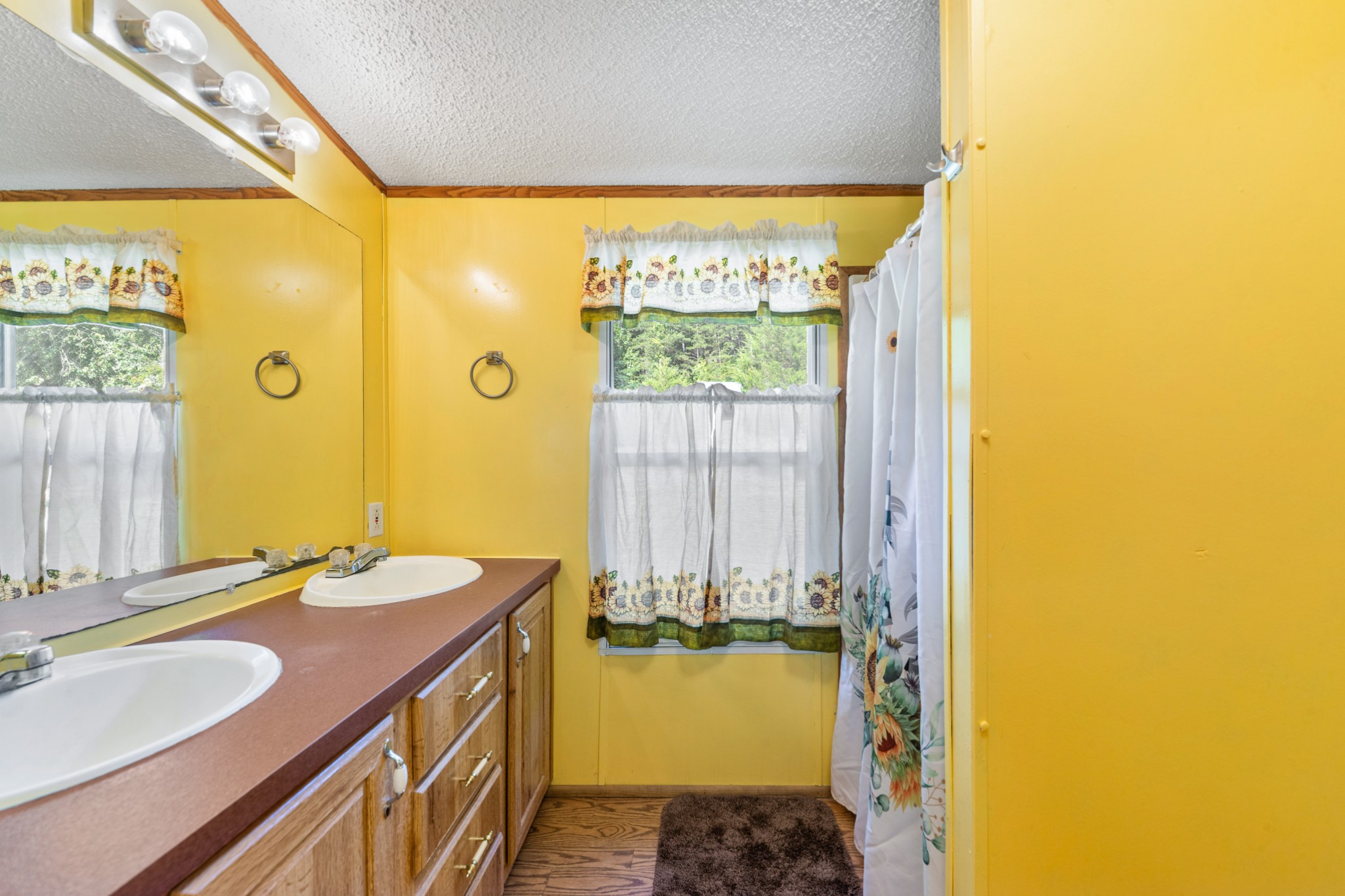 1526 Old Beech Creek Rd