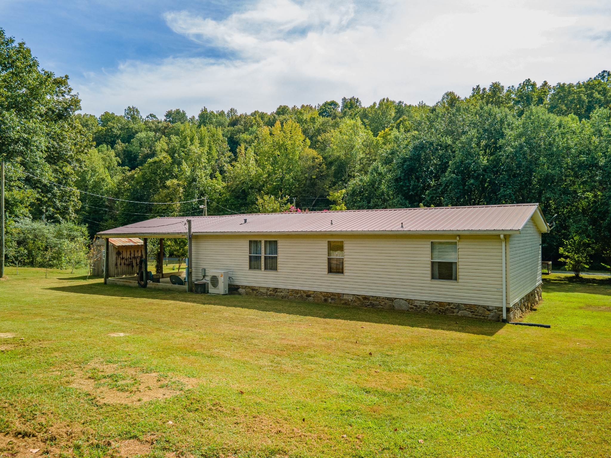 1526 Old Beech Creek Rd