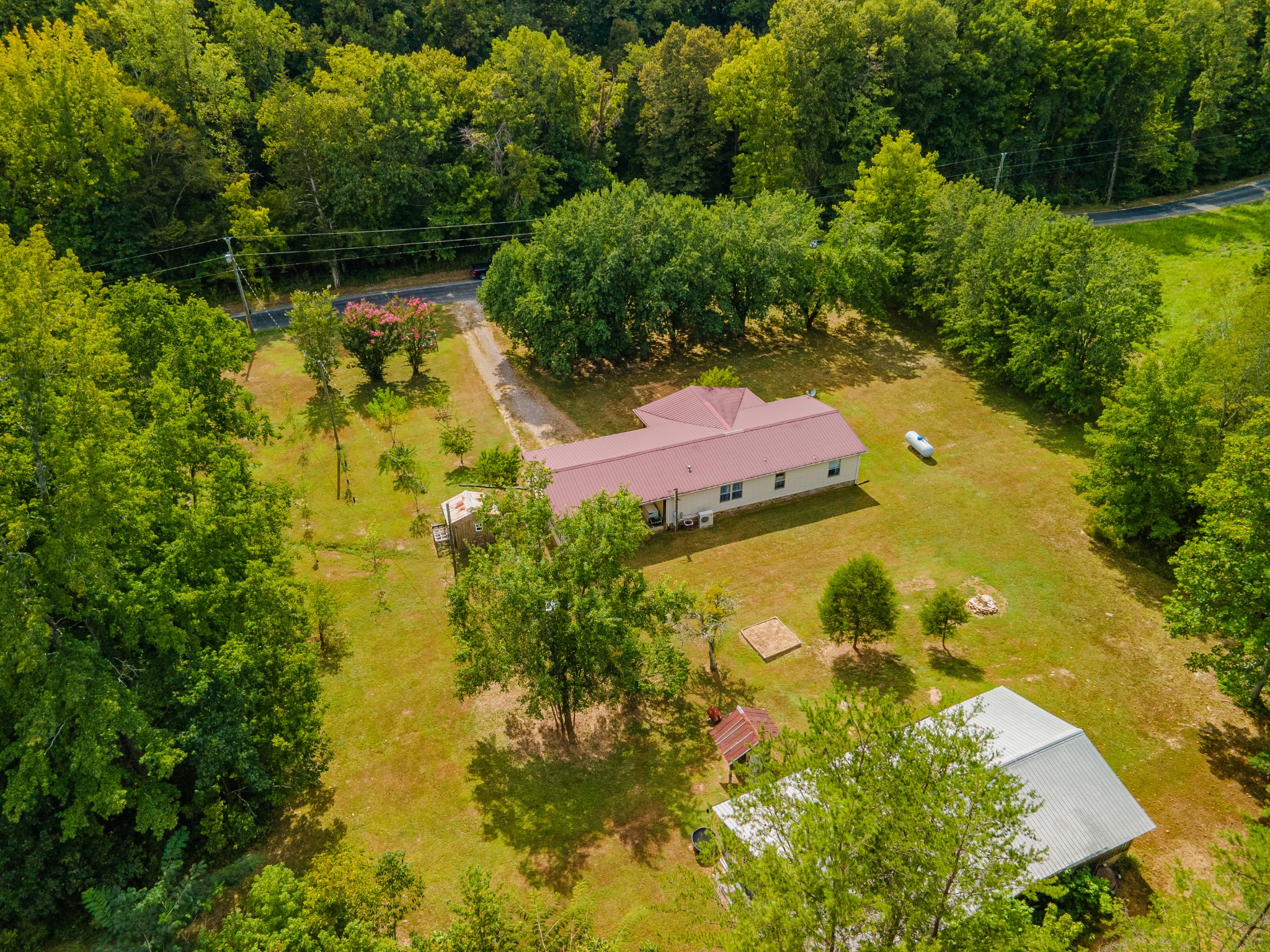 1526 Old Beech Creek Rd