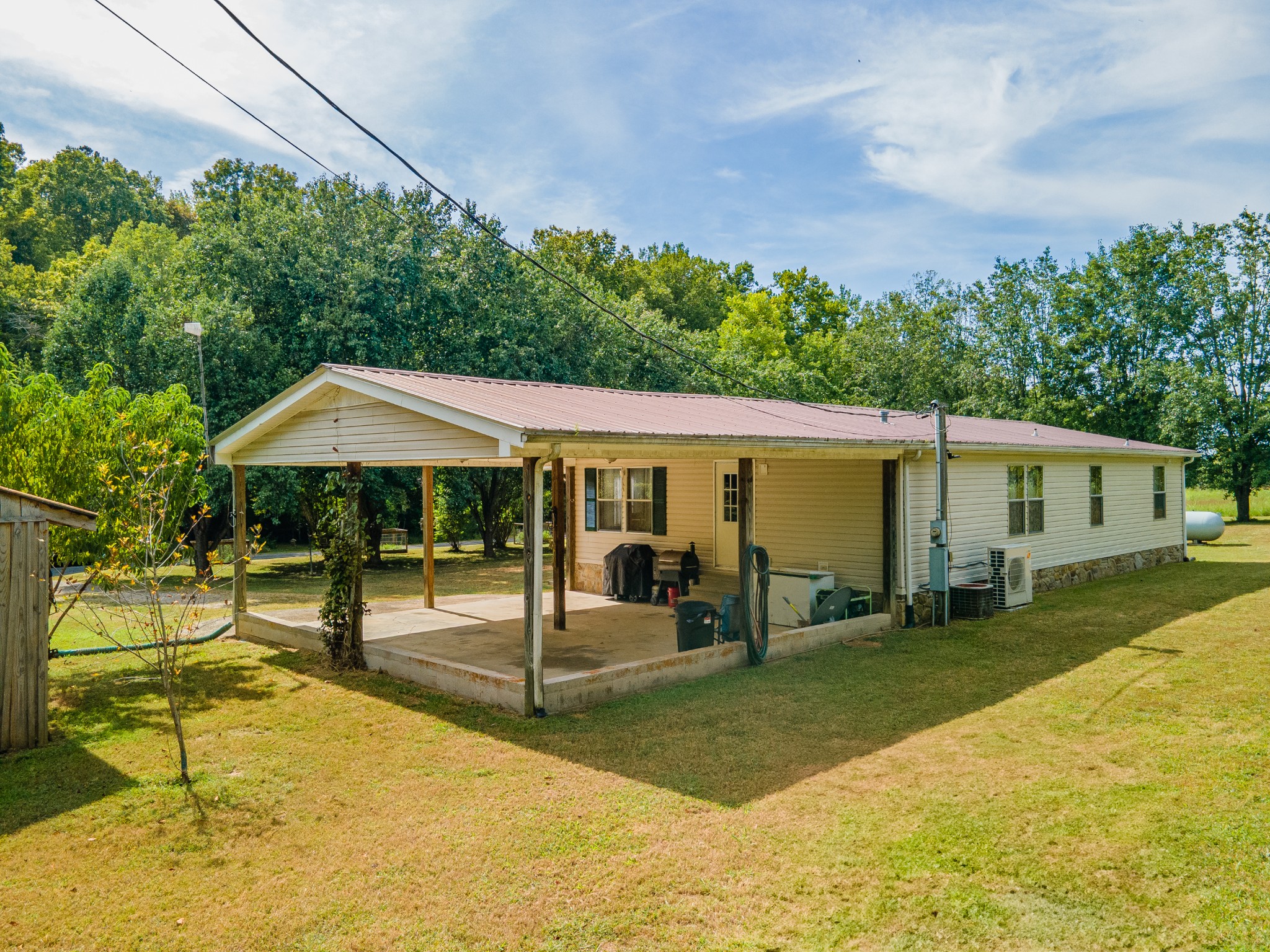 1526 Old Beech Creek Rd