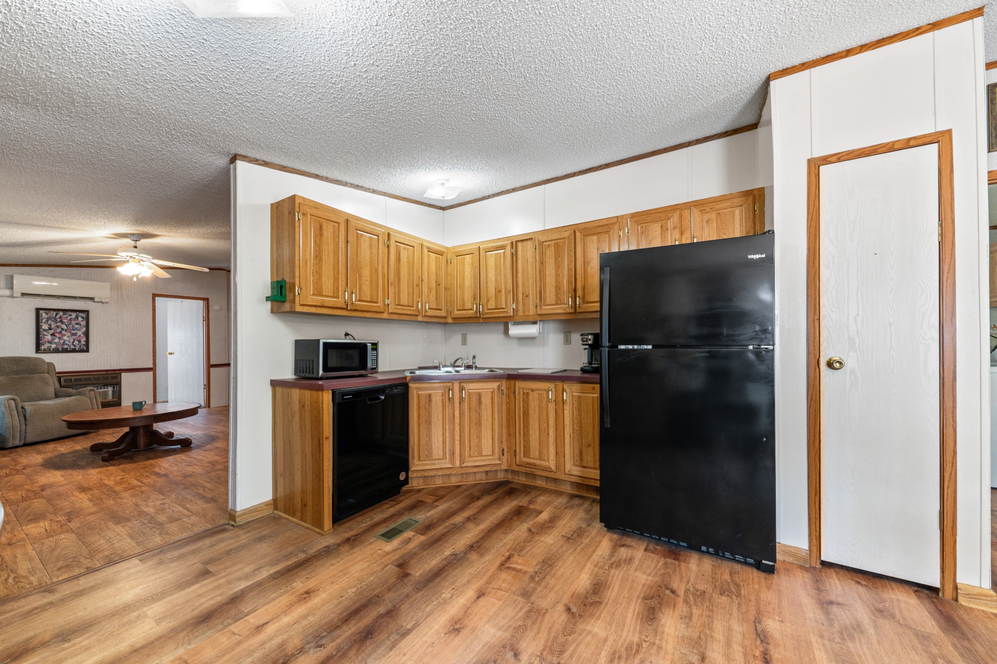 1526 Old Beech Creek Rd