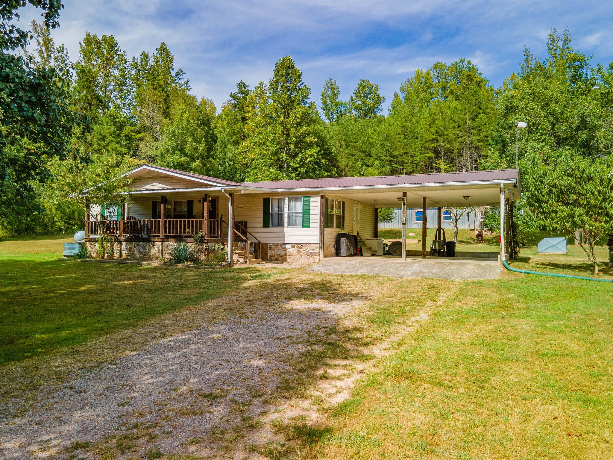 1526 Old Beech Creek Rd