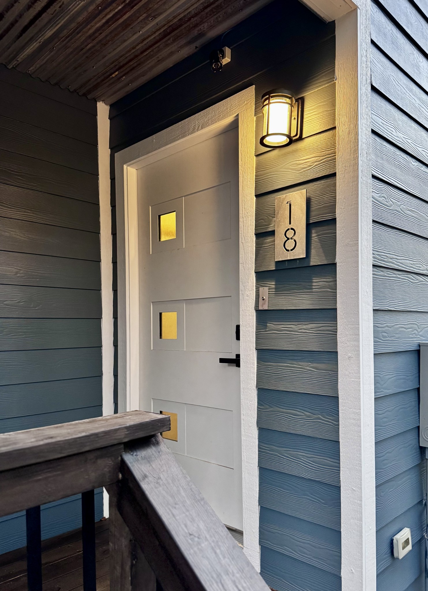 18 Davis Ln
