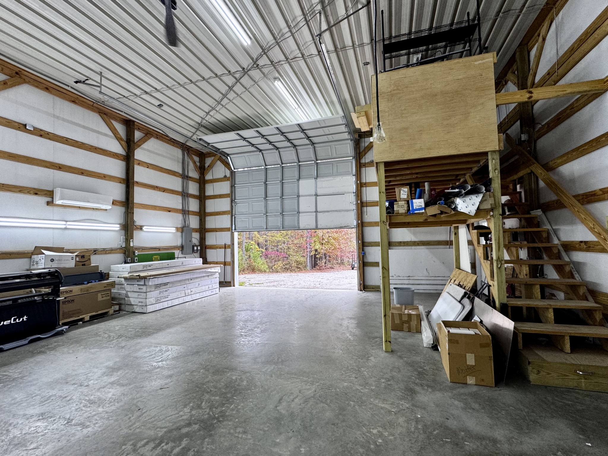 18 Davis Ln