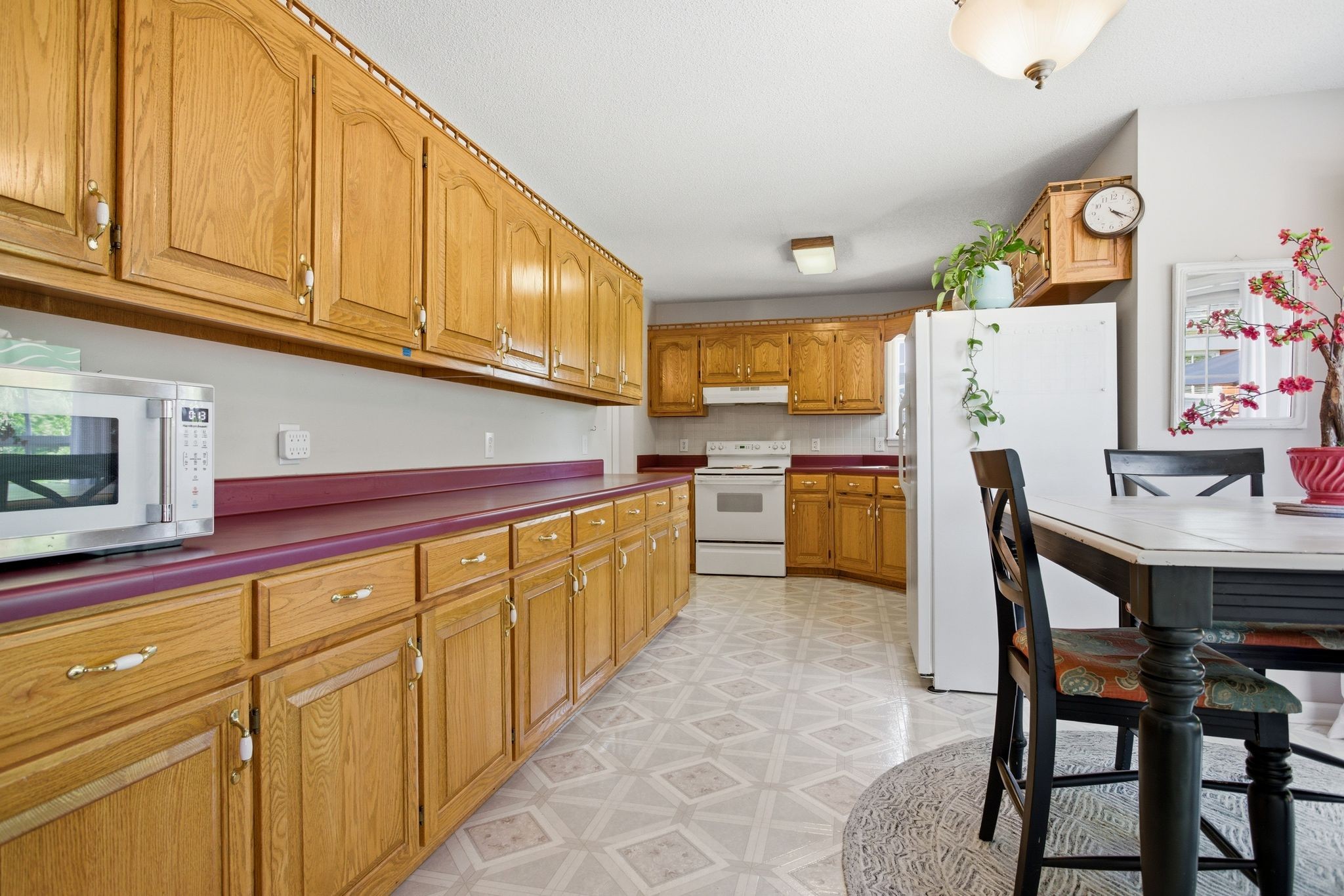 1130 Austin Cir