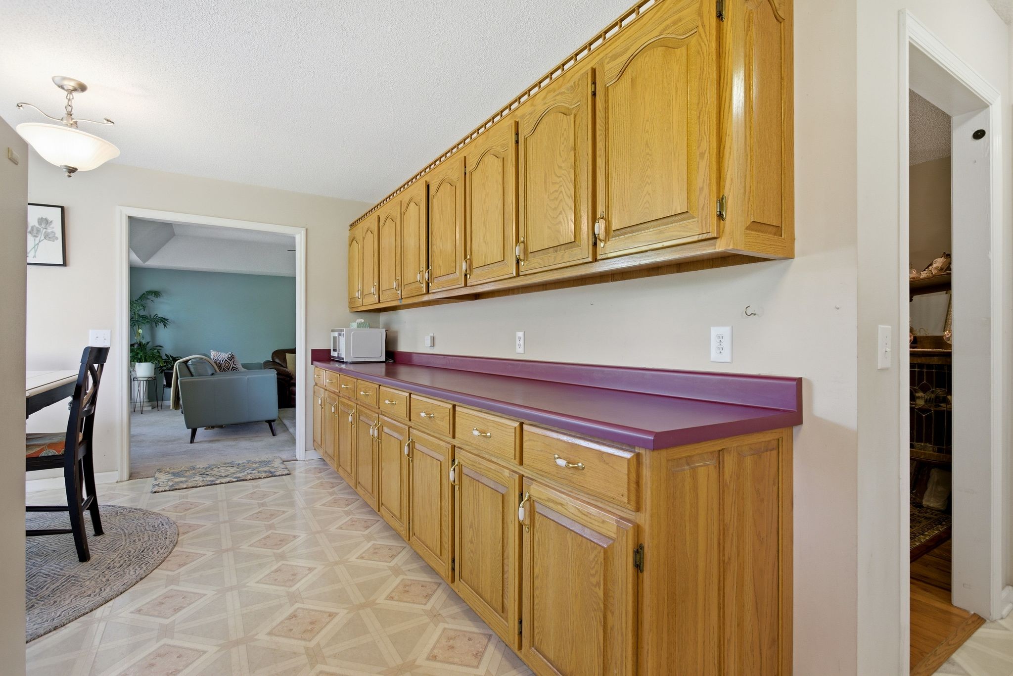 1130 Austin Cir