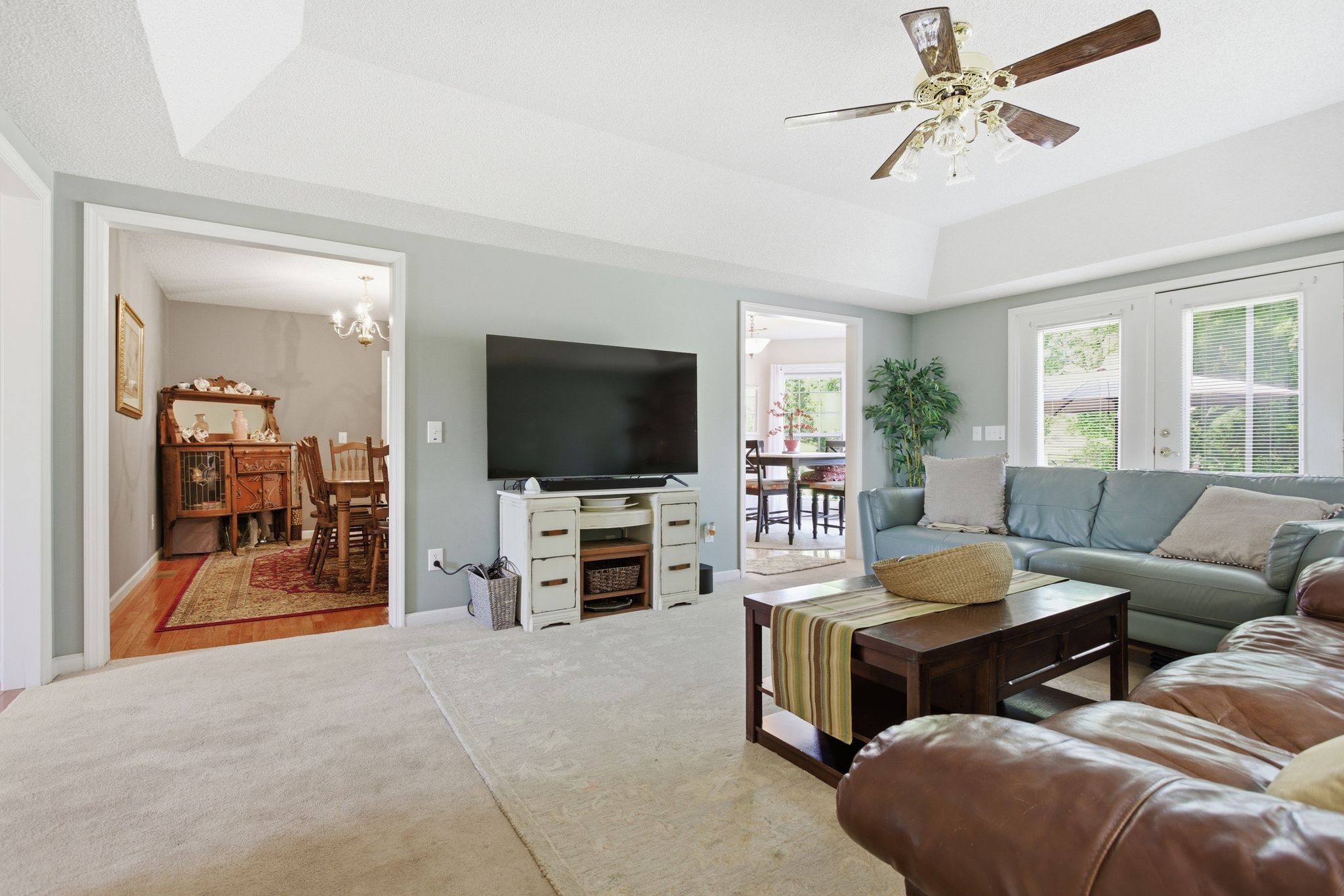 1130 Austin Cir