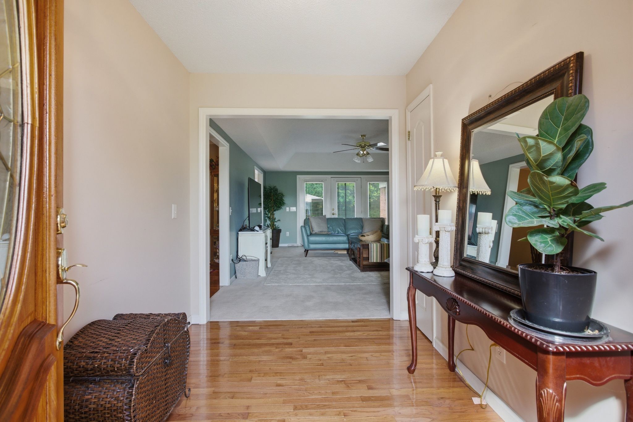 1130 Austin Cir