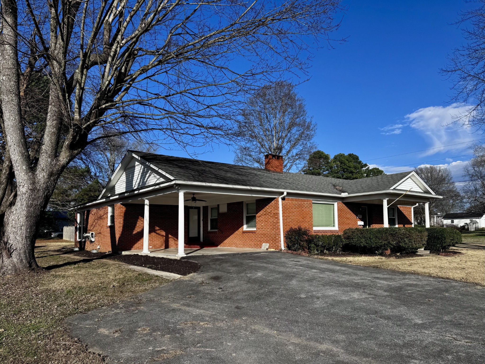 211 Church St