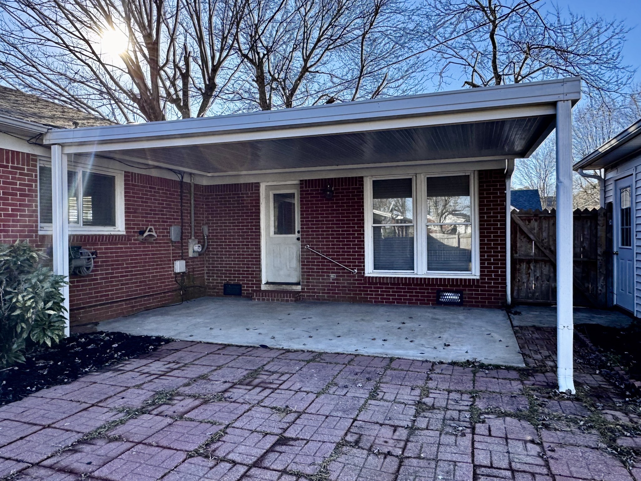 211 Church St