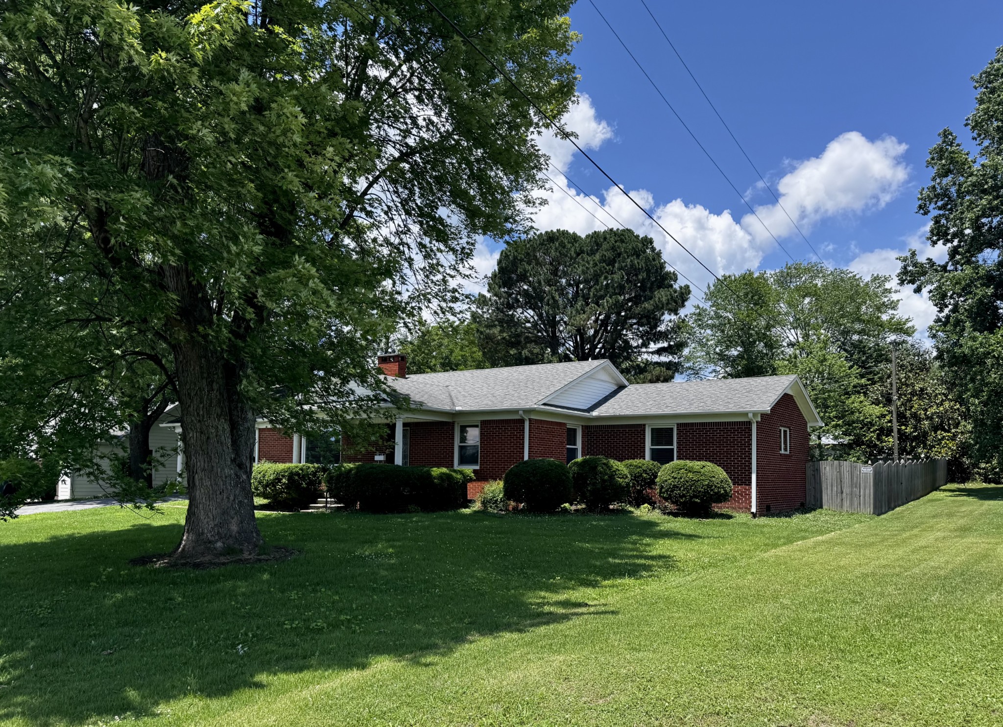 211 Church St