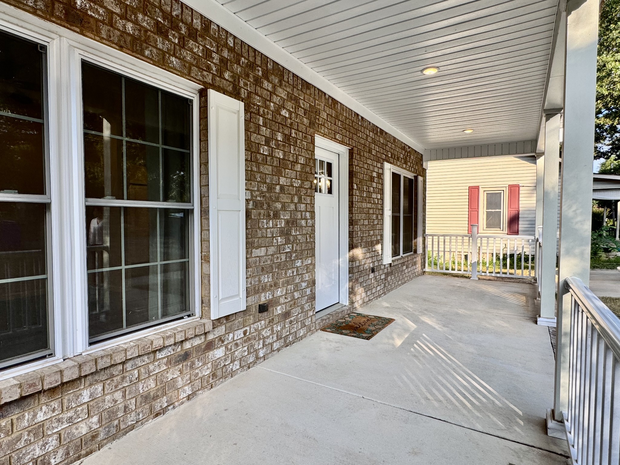 529 Howell St