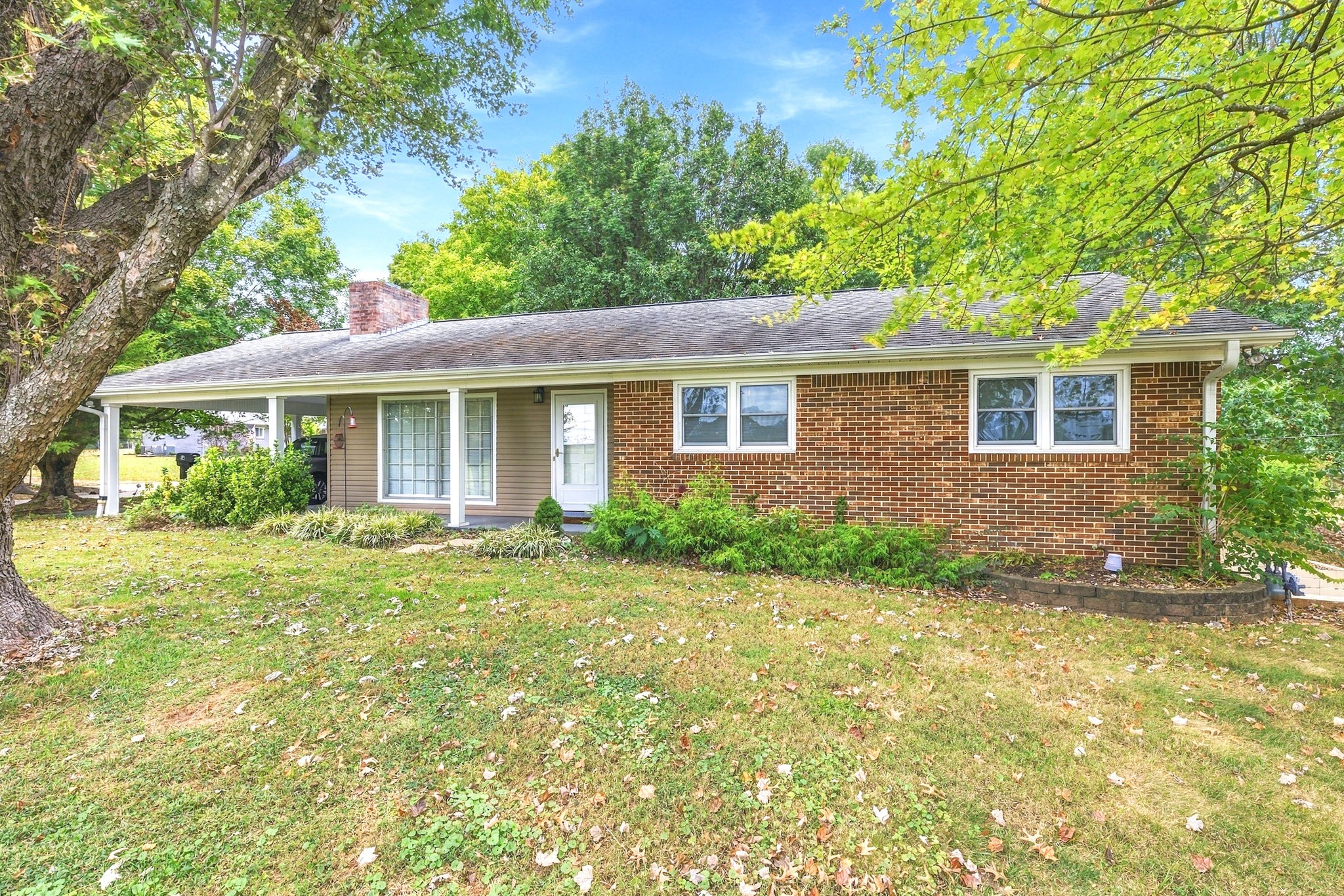 1604 Buffalo Rd Lawrenceburg Tn Us 38464 Rtc3612431