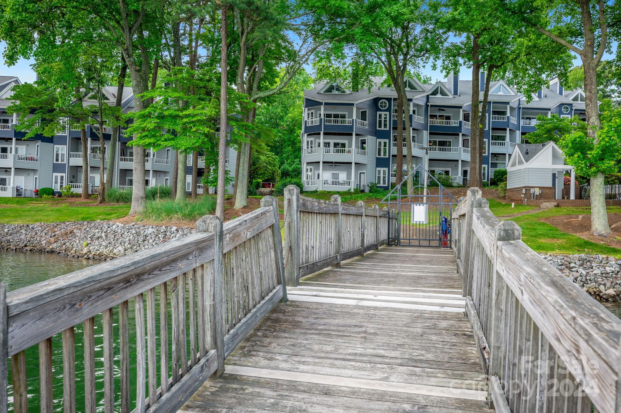 315 Northwest Drive
