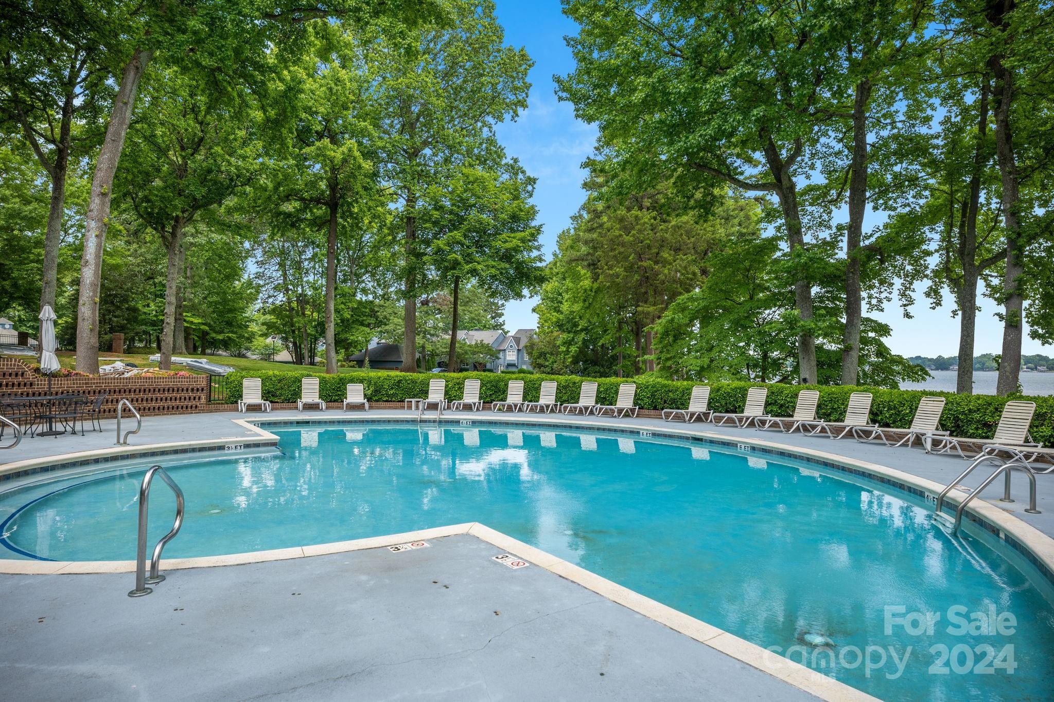 315 Northwest Drive