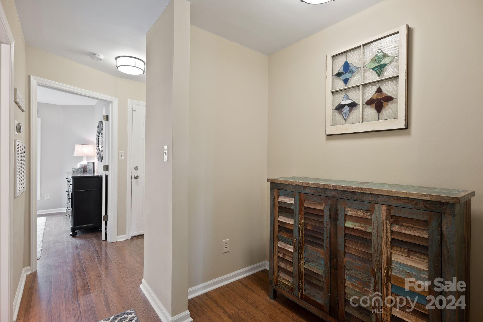 315 Northwest Drive