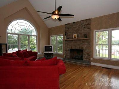 154 Bain Lane