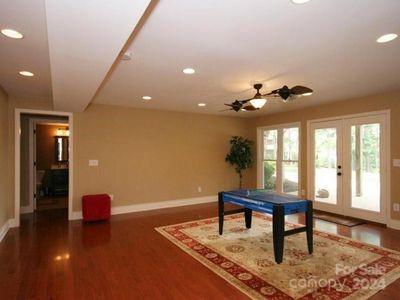 154 Bain Lane