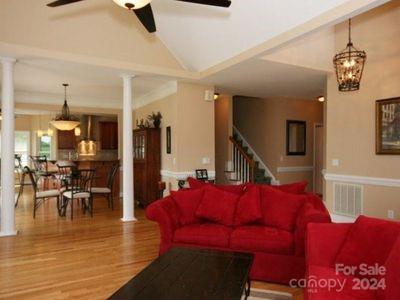 154 Bain Lane