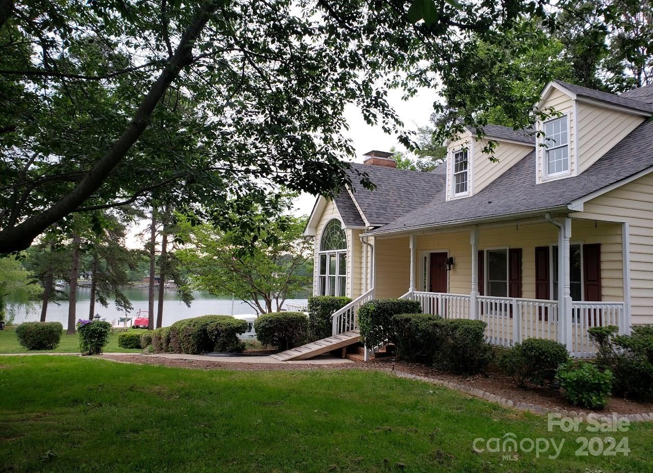154 Bain Lane
