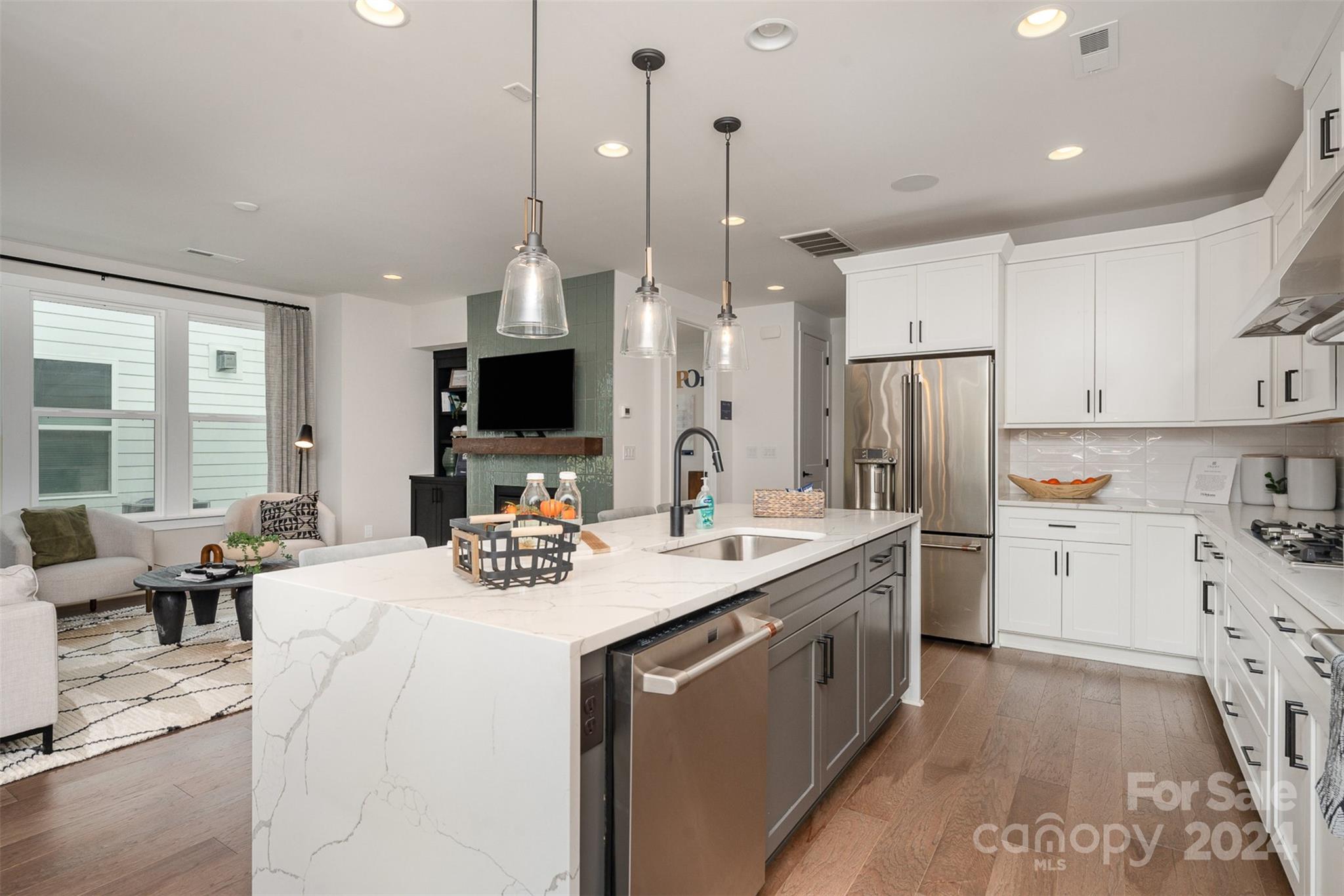 4017 Easton Ridge Lane