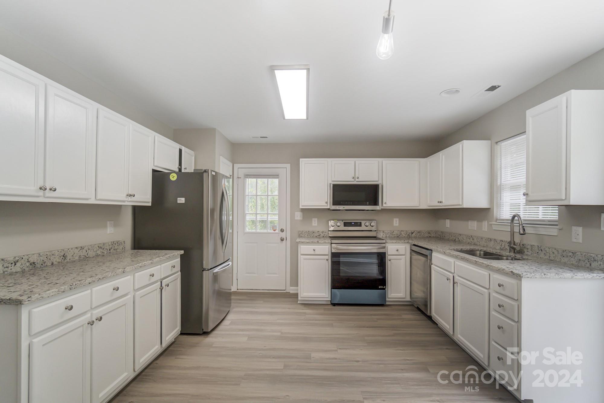 820 Silver Court