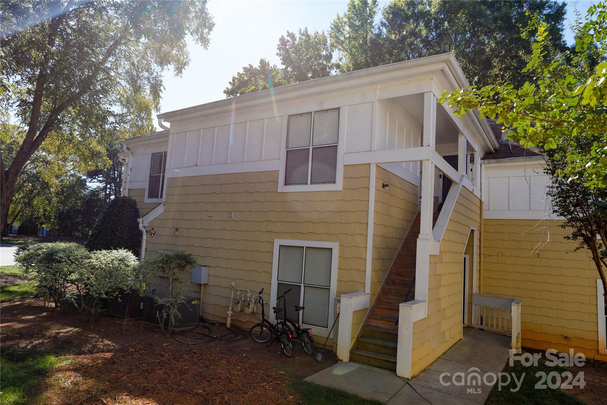 771 Southwest Drive Unit: 22U