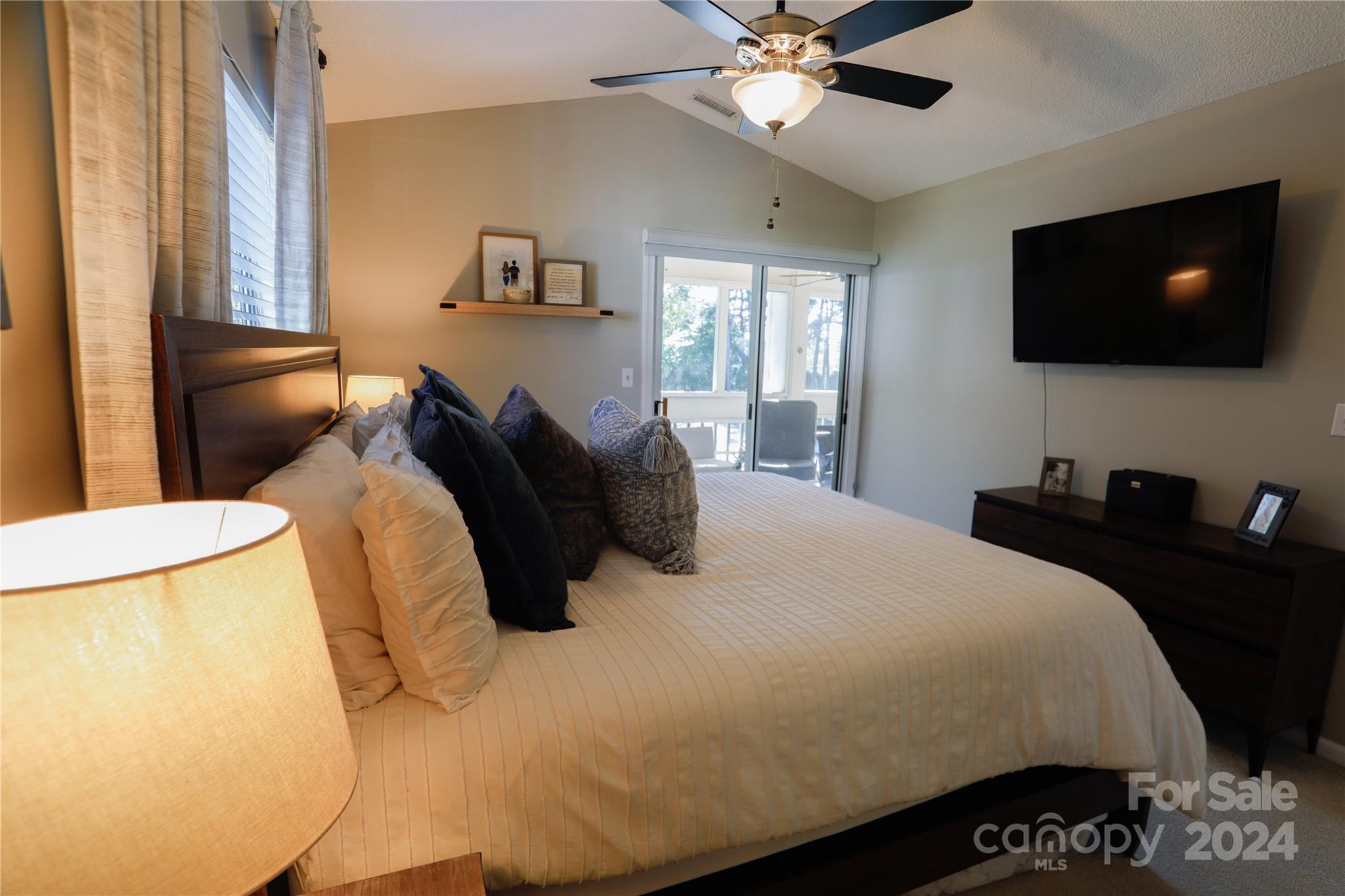 771 Southwest Drive Unit: 22U