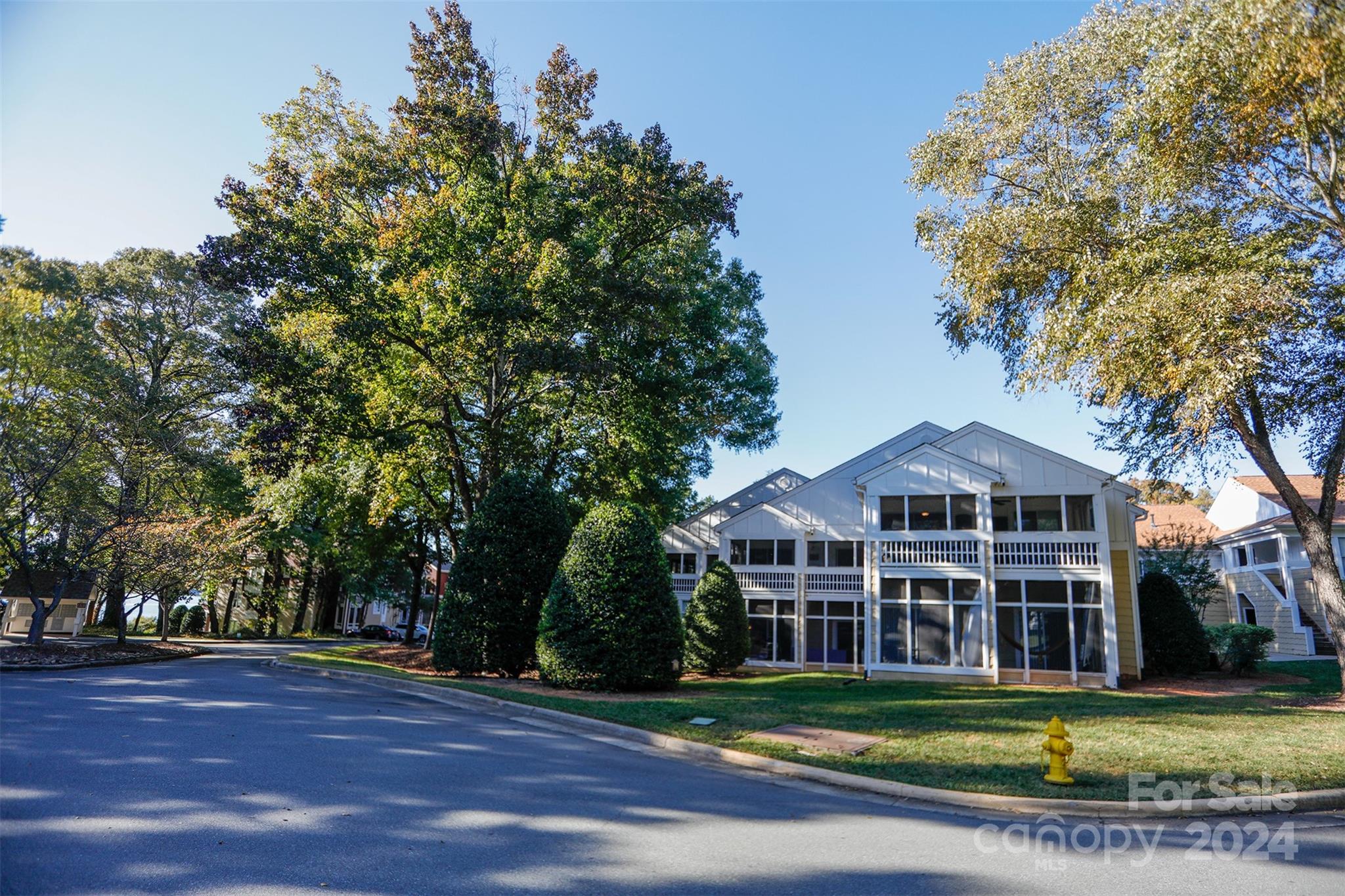 771 Southwest Drive Unit: 22U